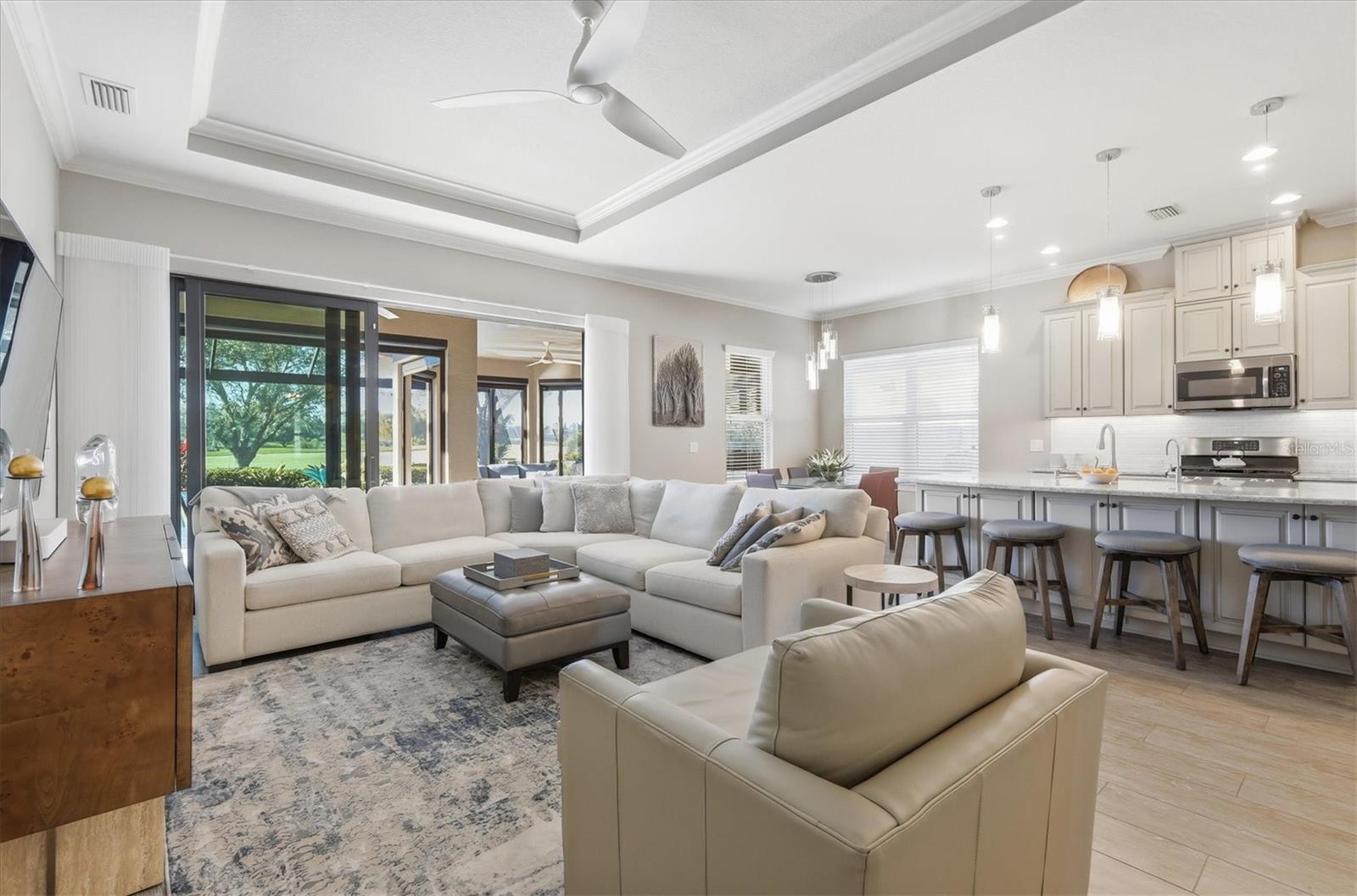 ESPLANADE PH VIII SUBPHASE A & B - Residential