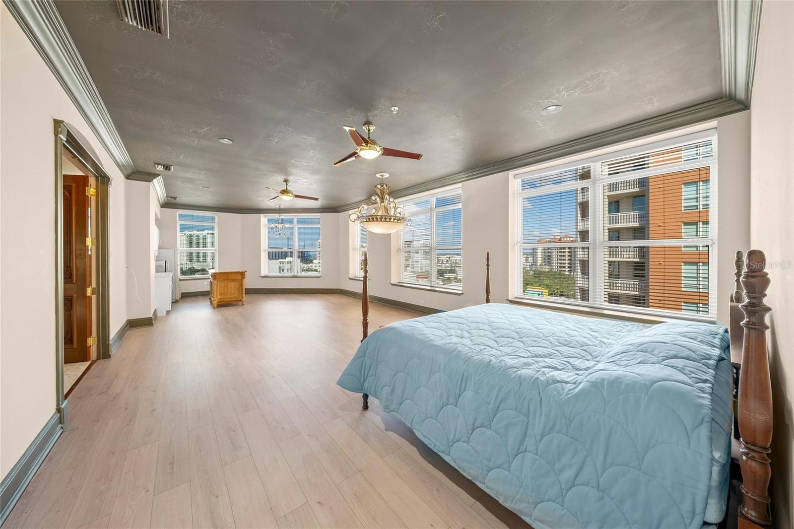 ORANGE BLOSSOM TOWER - Residential