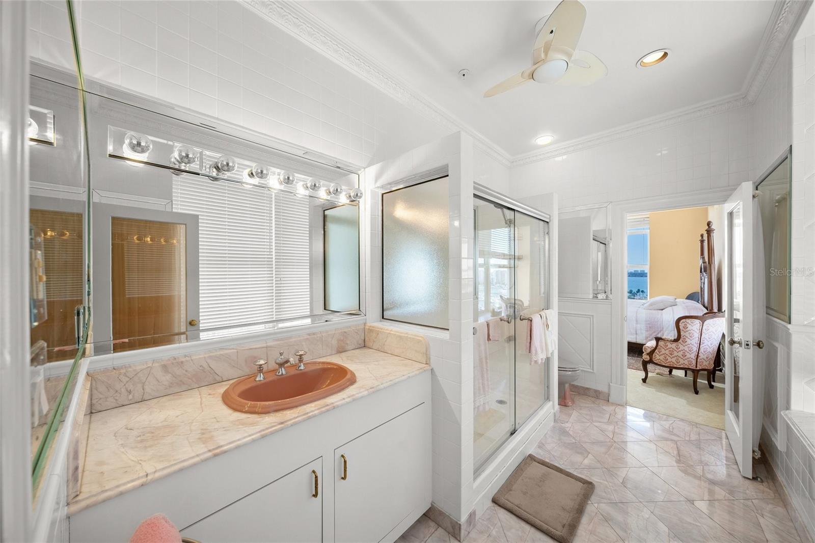 ORANGE BLOSSOM TOWER - Residential