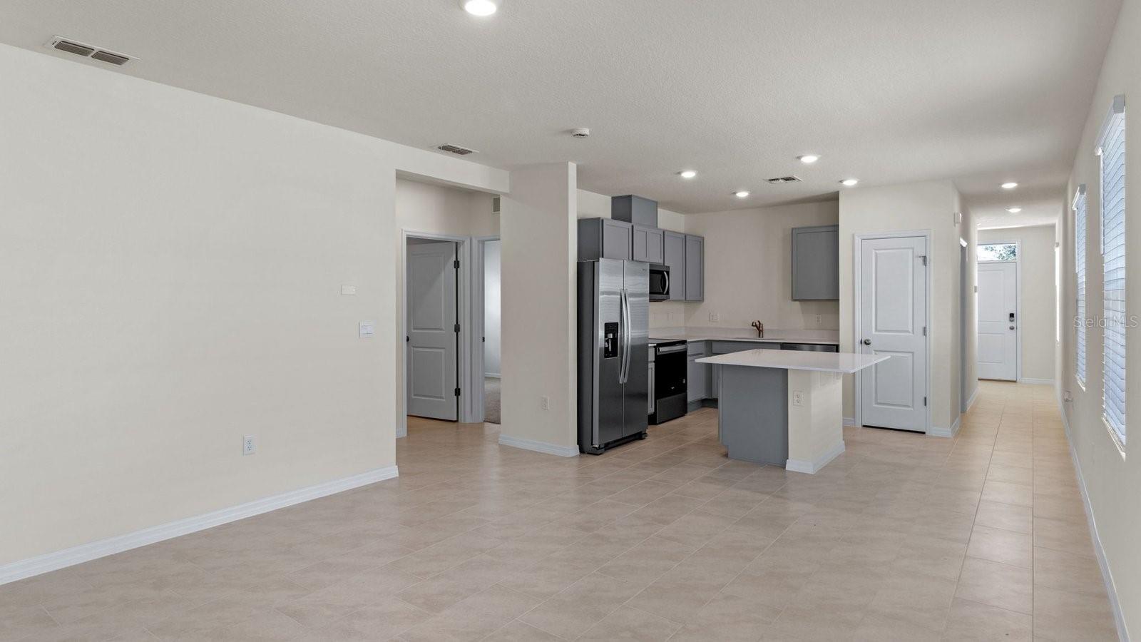 MAGNOLIA POINTE - Residential