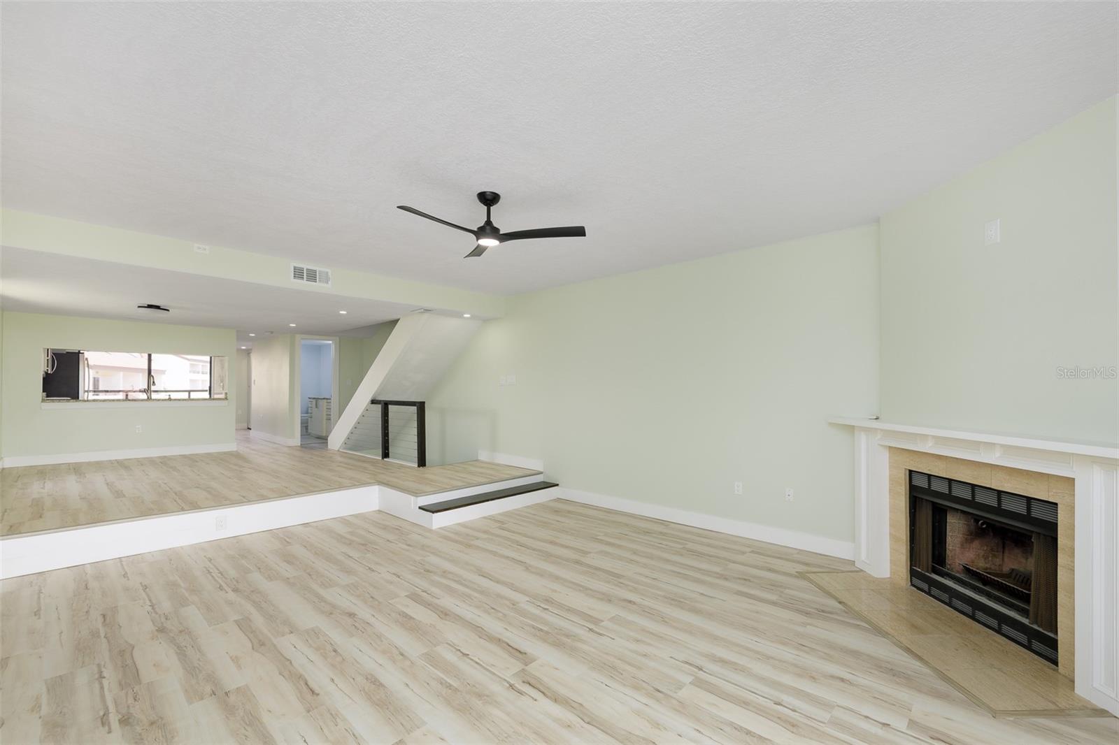VILLAGE AT TIERRA VERDE CONDO - Residential