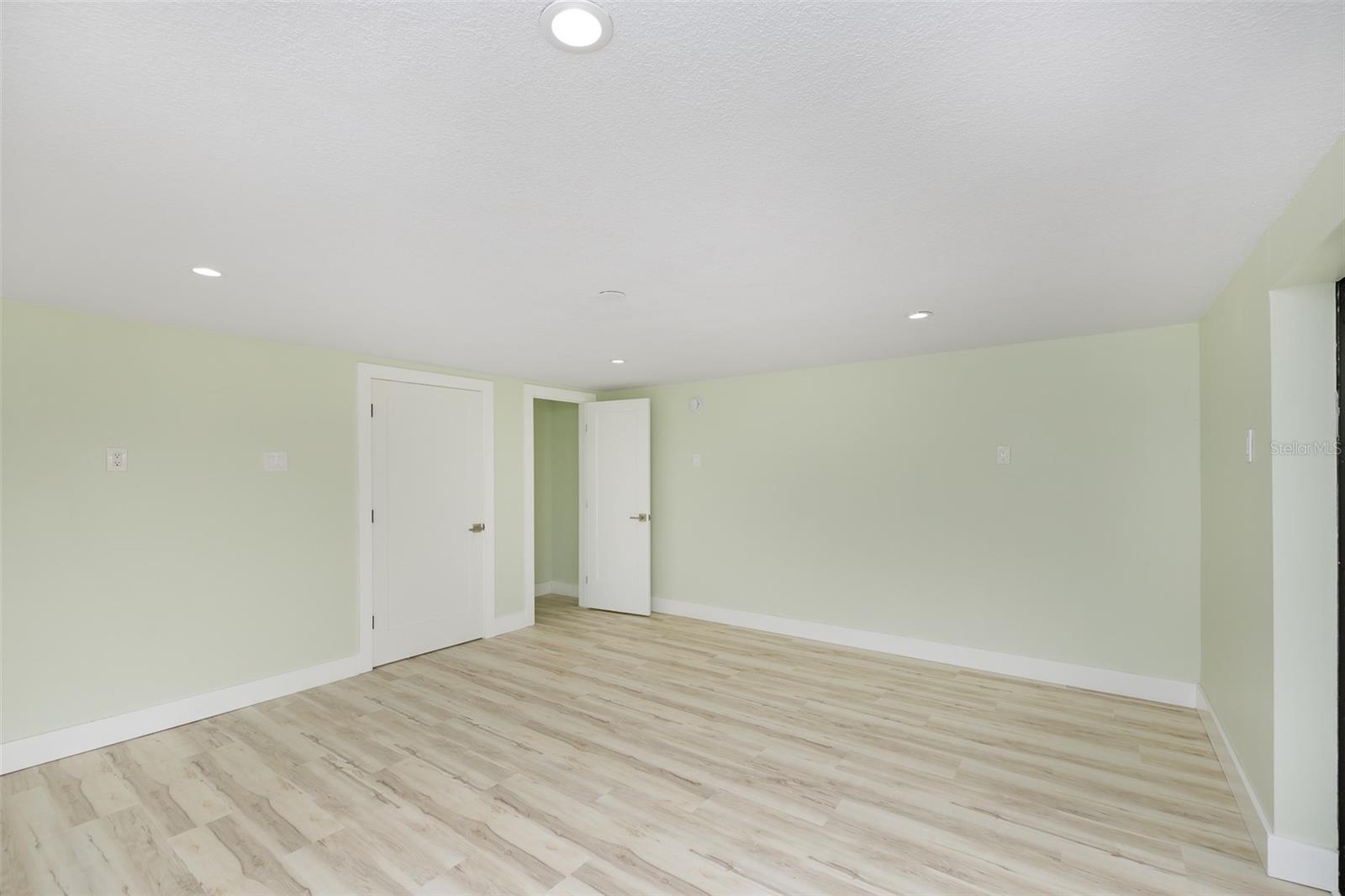 VILLAGE AT TIERRA VERDE CONDO - Residential