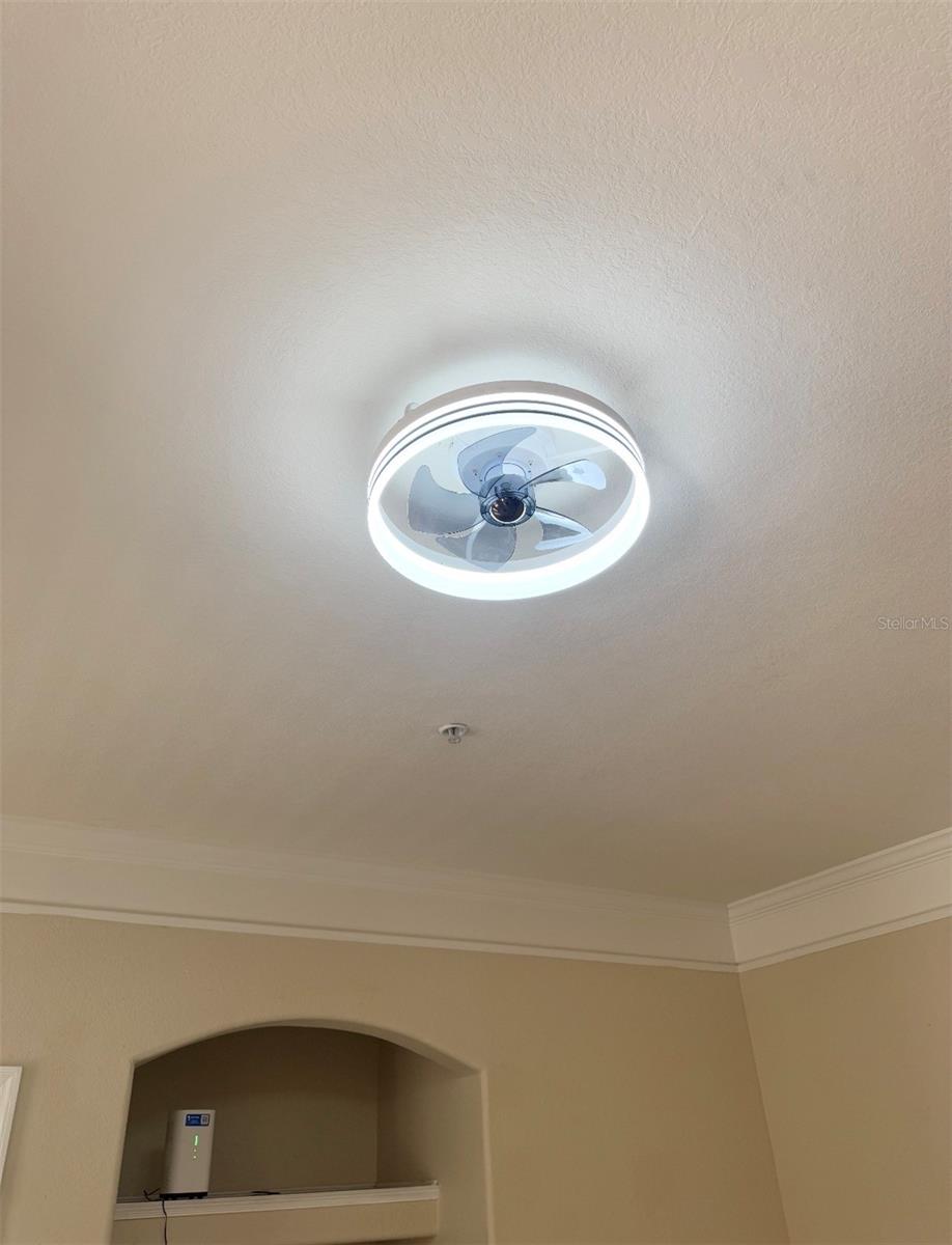 HAMPTONS/METROWEST - Residential