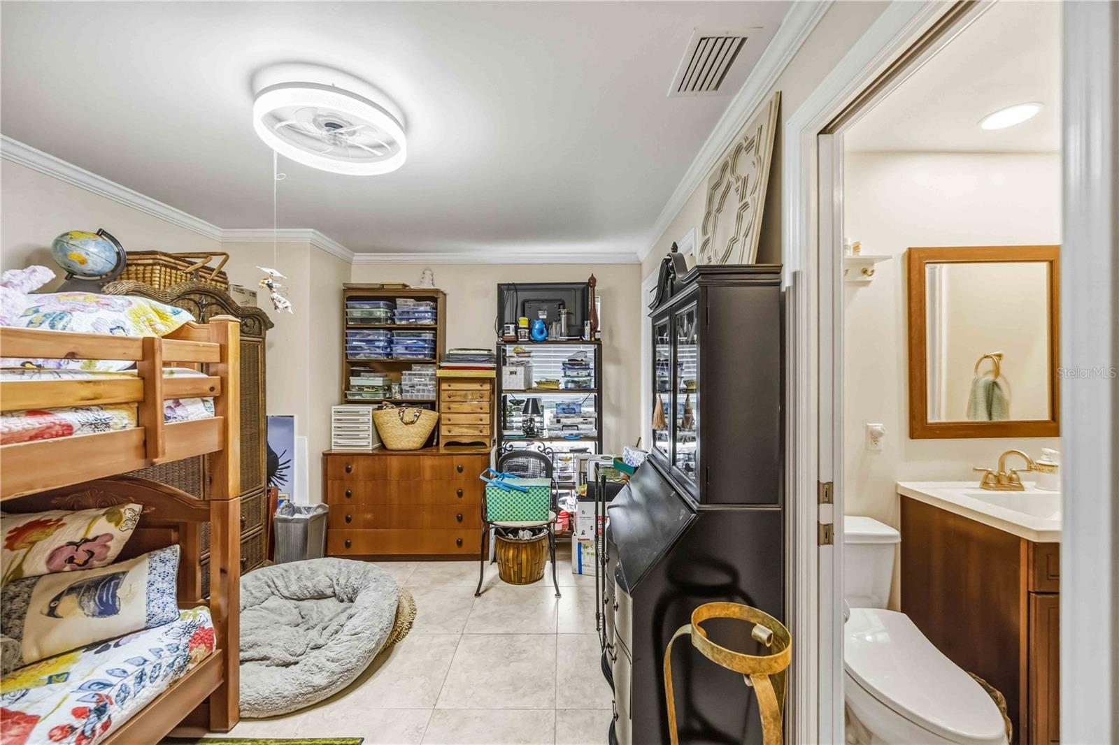 VENICE GARDENS UNIT 31 - Residential