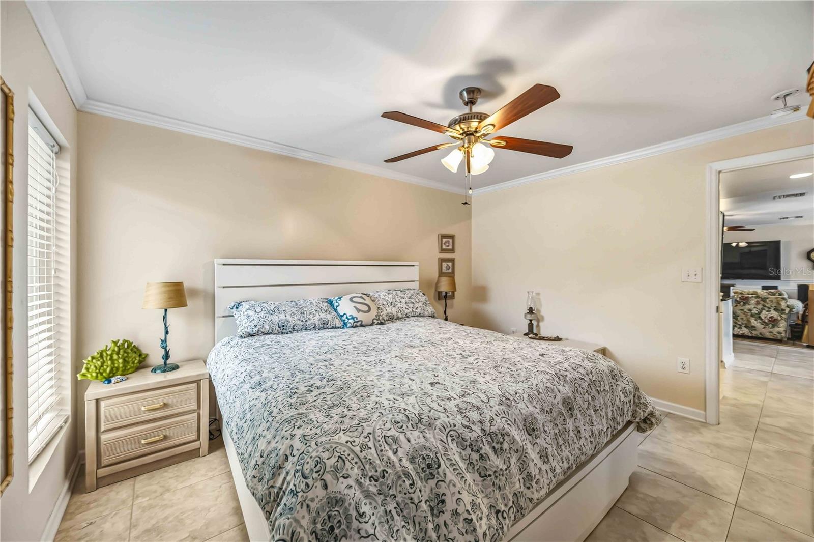 VENICE GARDENS UNIT 31 - Residential