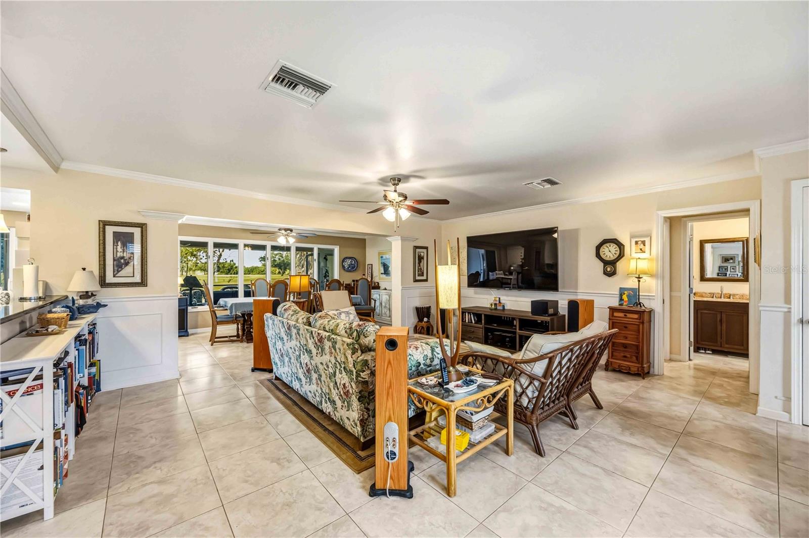 VENICE GARDENS UNIT 31 - Residential