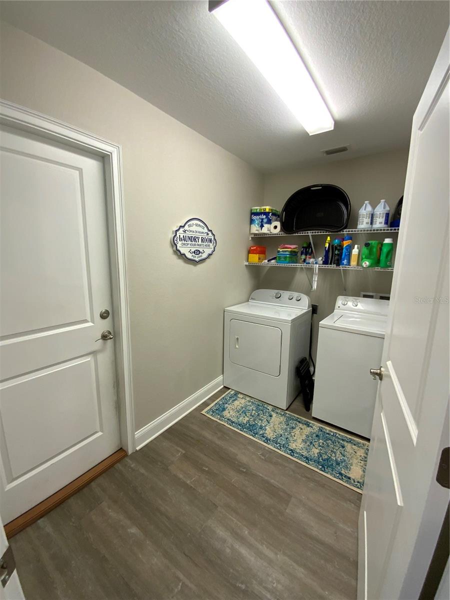 HILLTOP - Residential