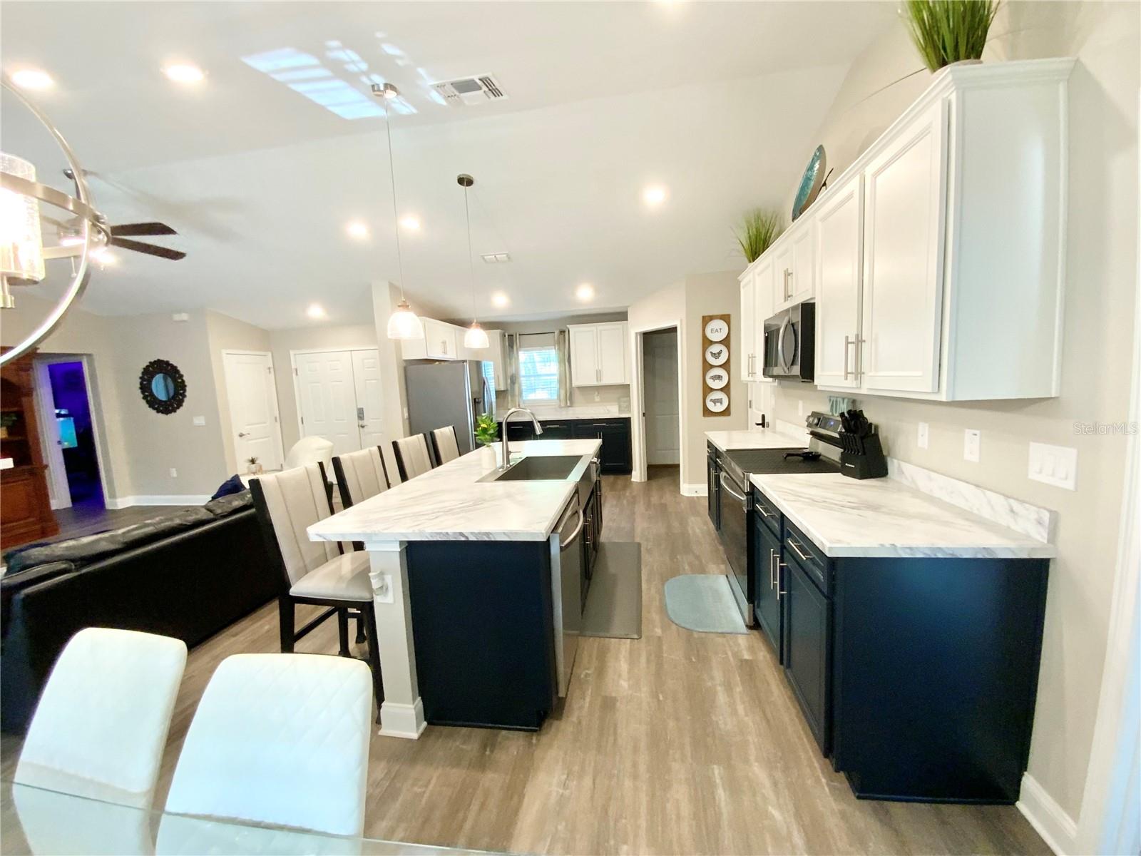 HILLTOP - Residential