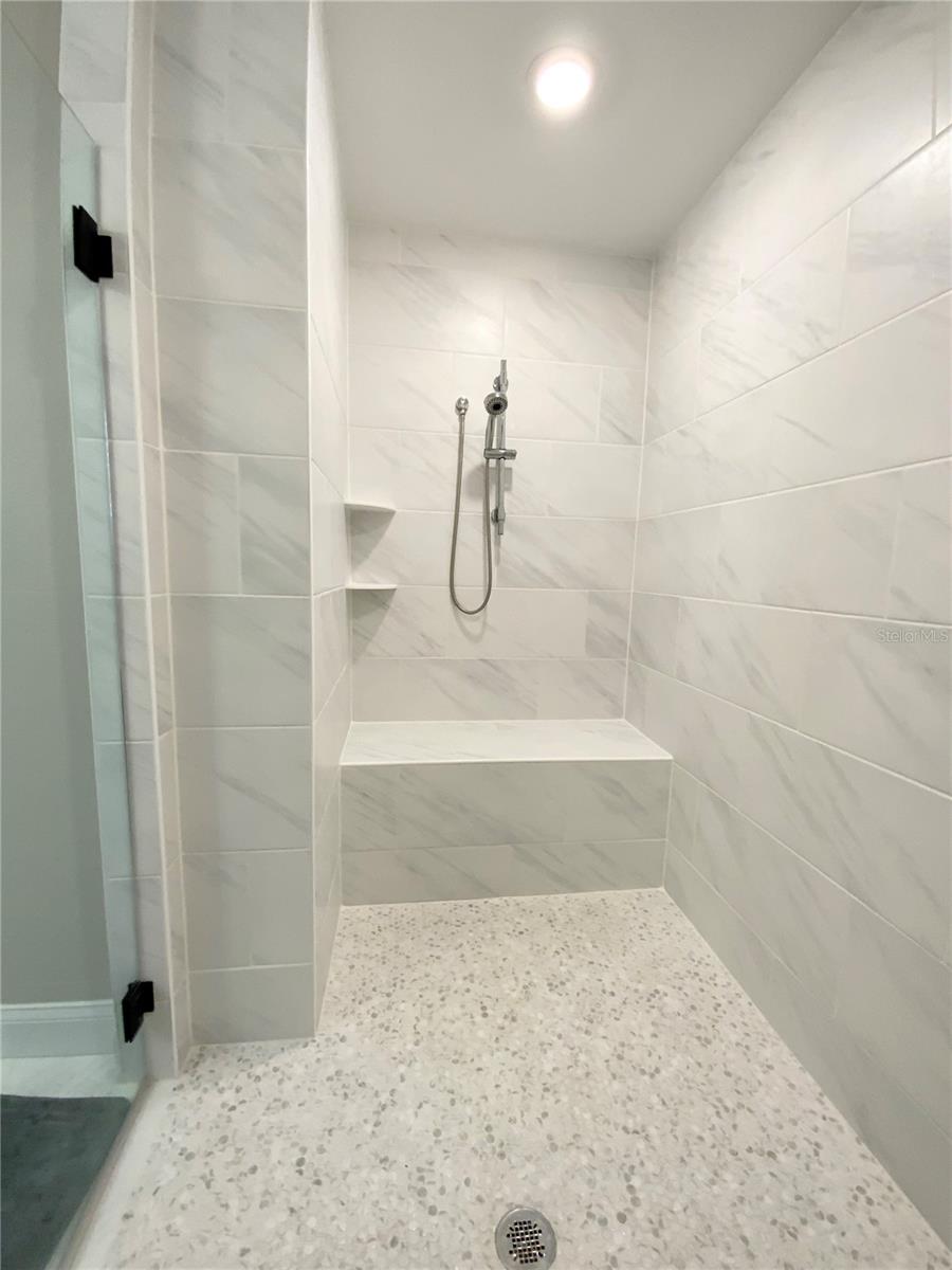 HILLTOP - Residential