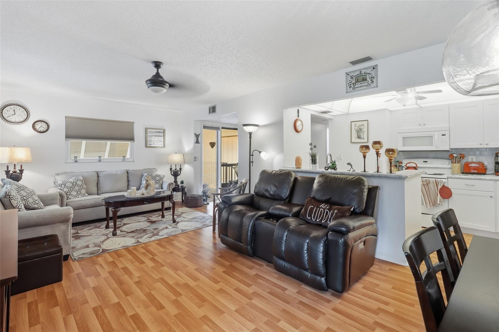 120 HIBISCUS WOODS COURT 9B