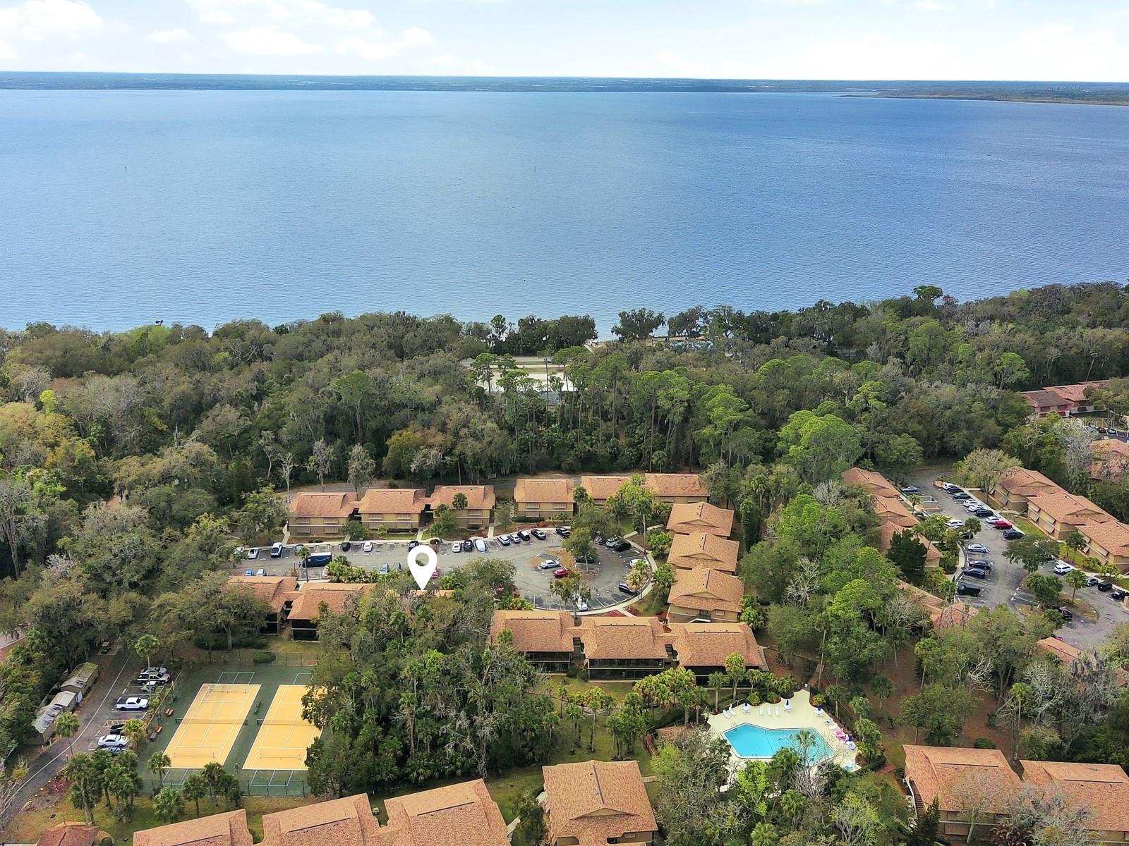 LAKESIDE CONDO APTS - Residential