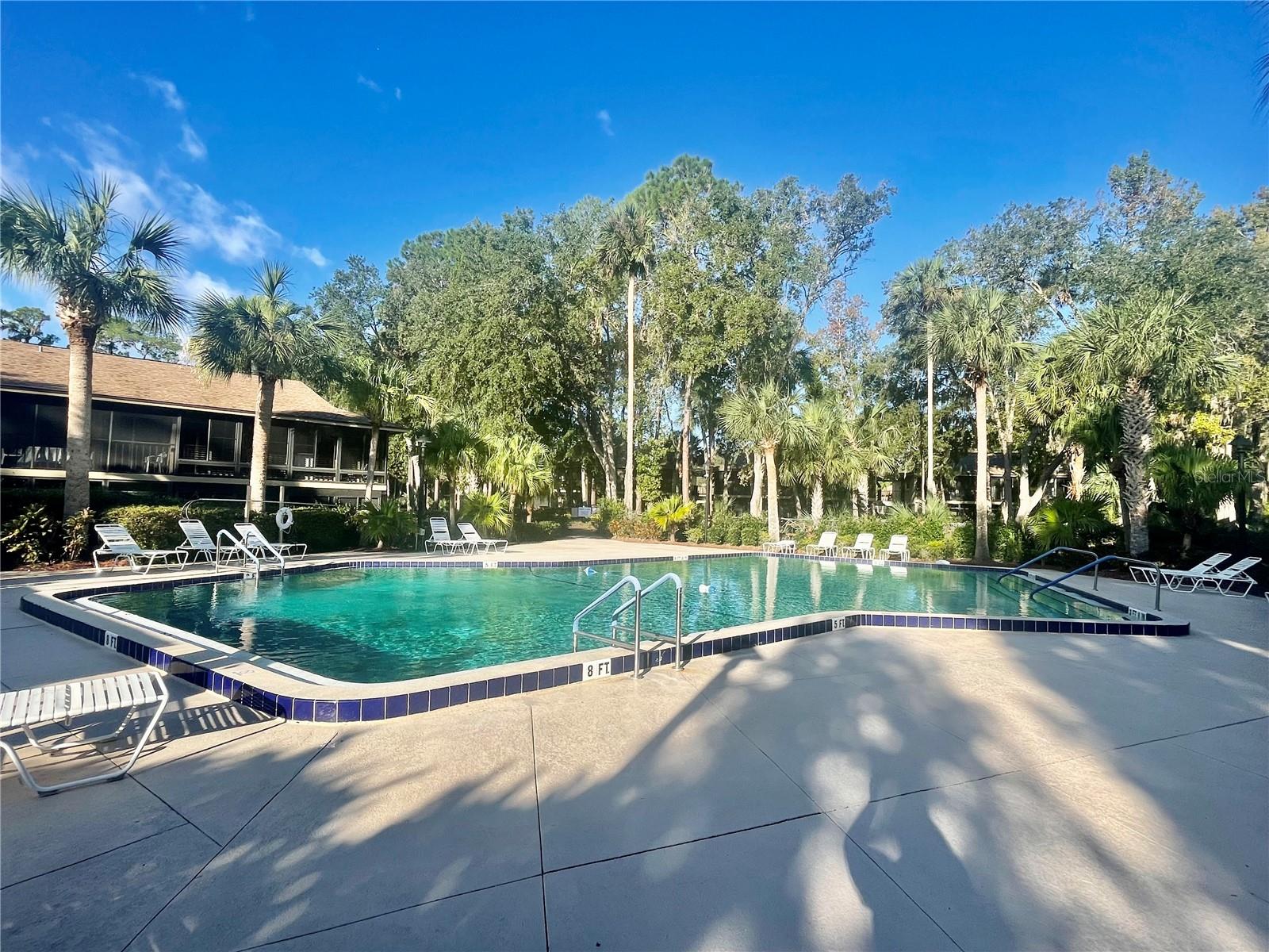 LAKESIDE CONDO APTS - Residential