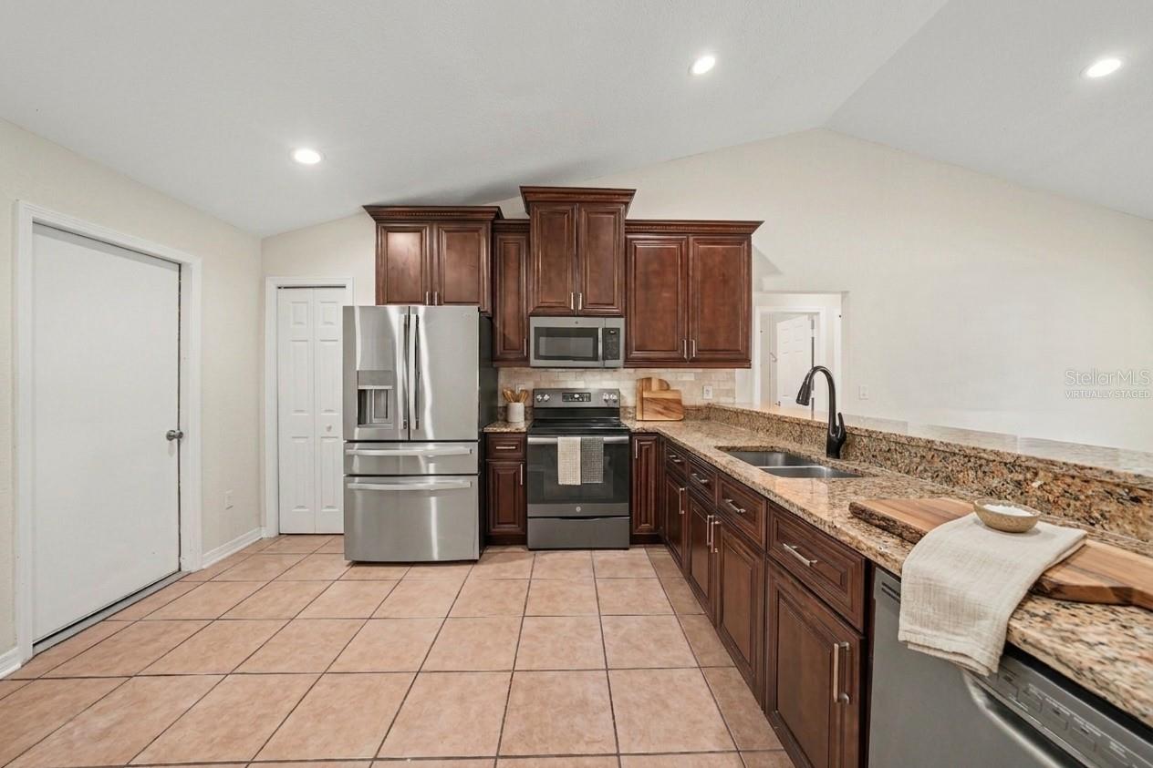 8603 BOYSENBERRY DRIVE