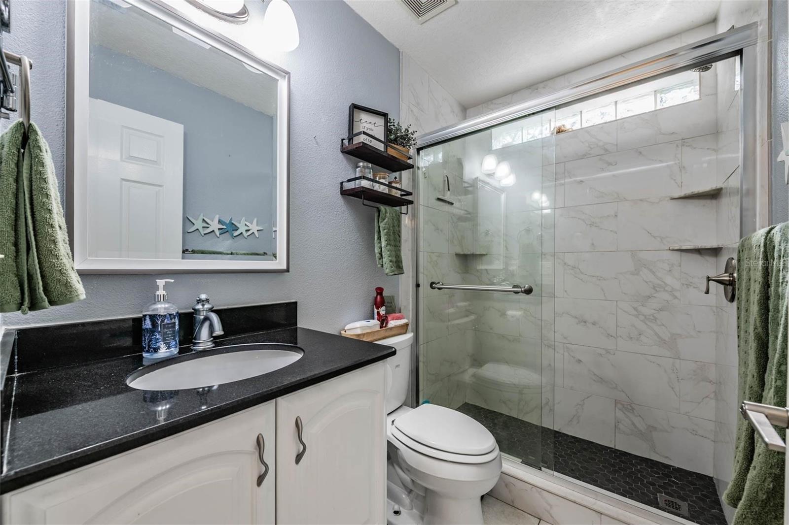 HARBOR OAKS I - Residential