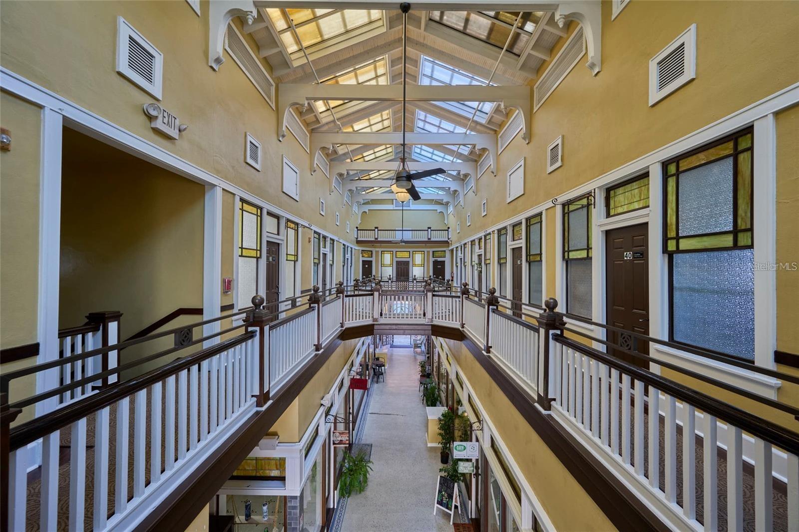 LAKE WALES - Commercial Lease