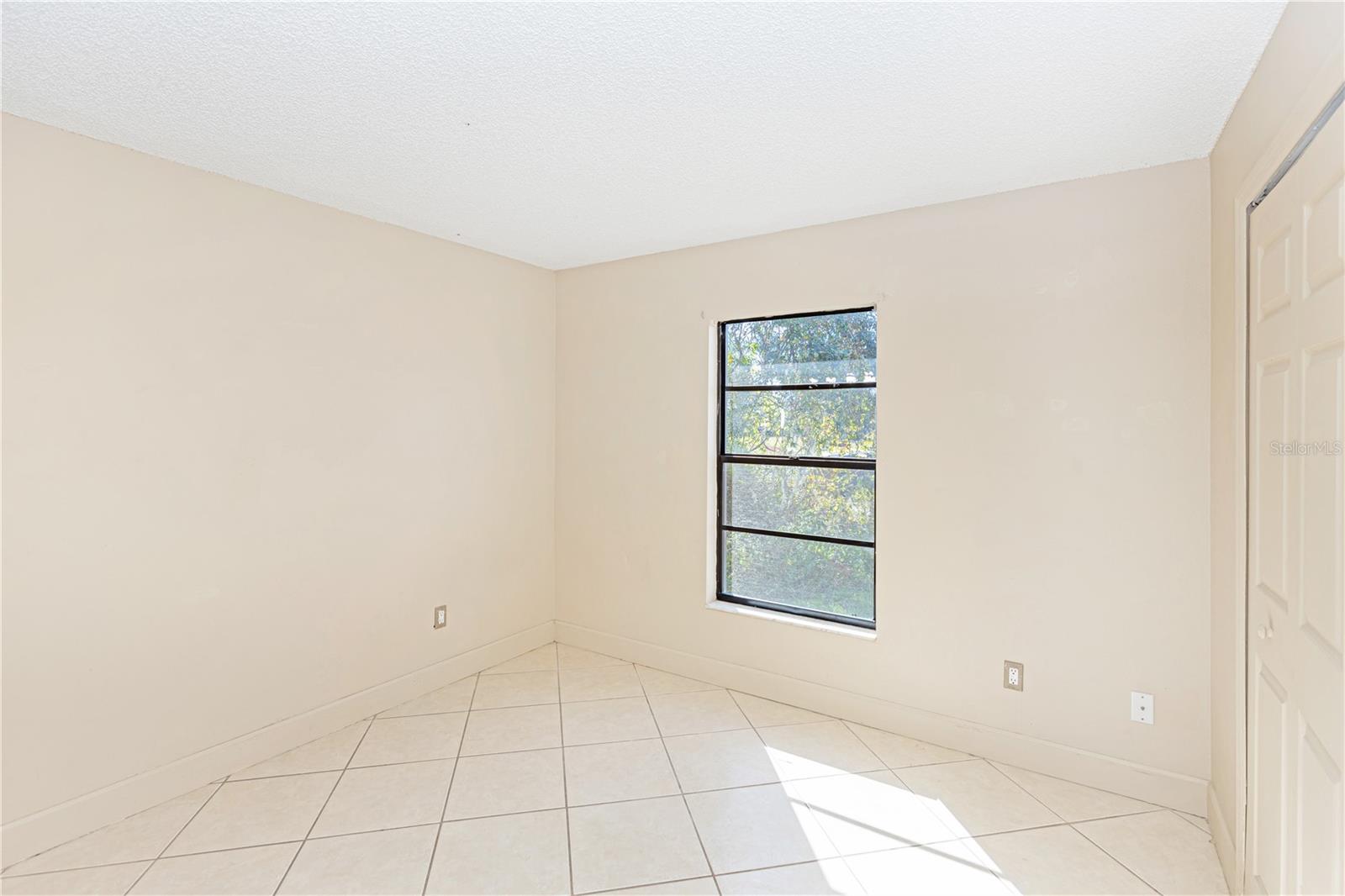 DELTONA LAKES UNIT 44 - Residential