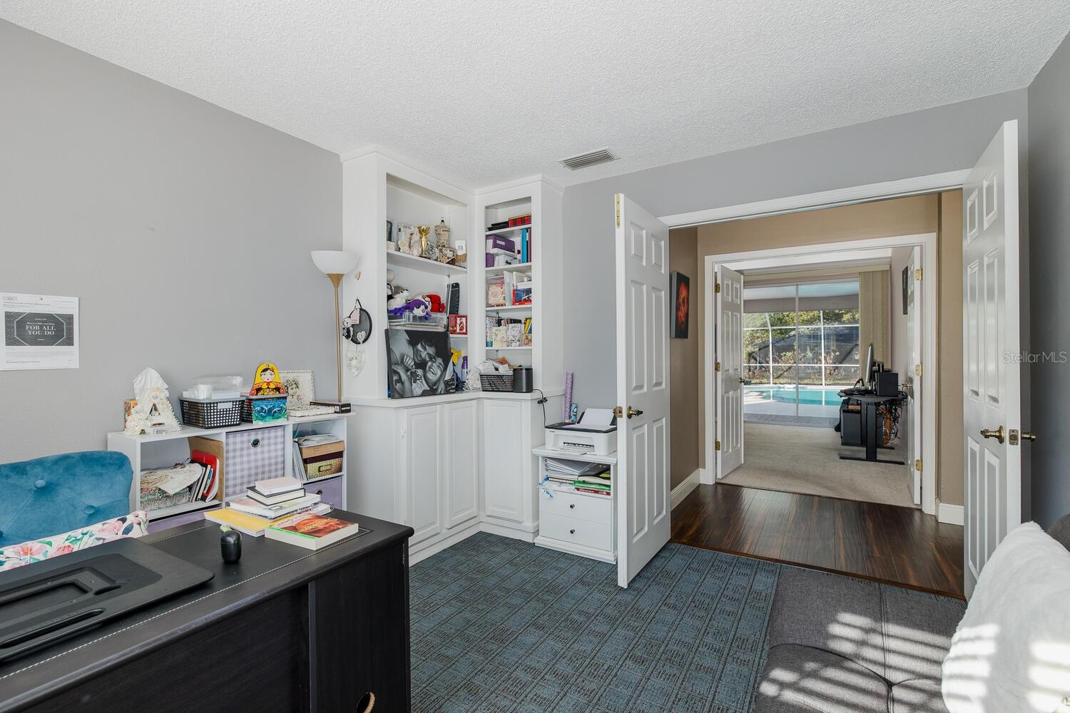 SEVEN HILLS - Residential