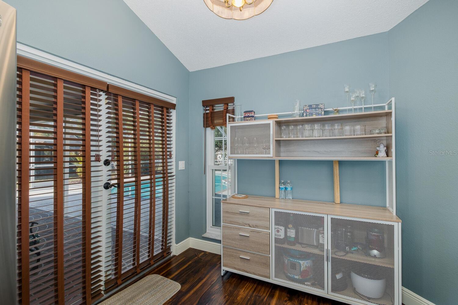 SEVEN HILLS - Residential