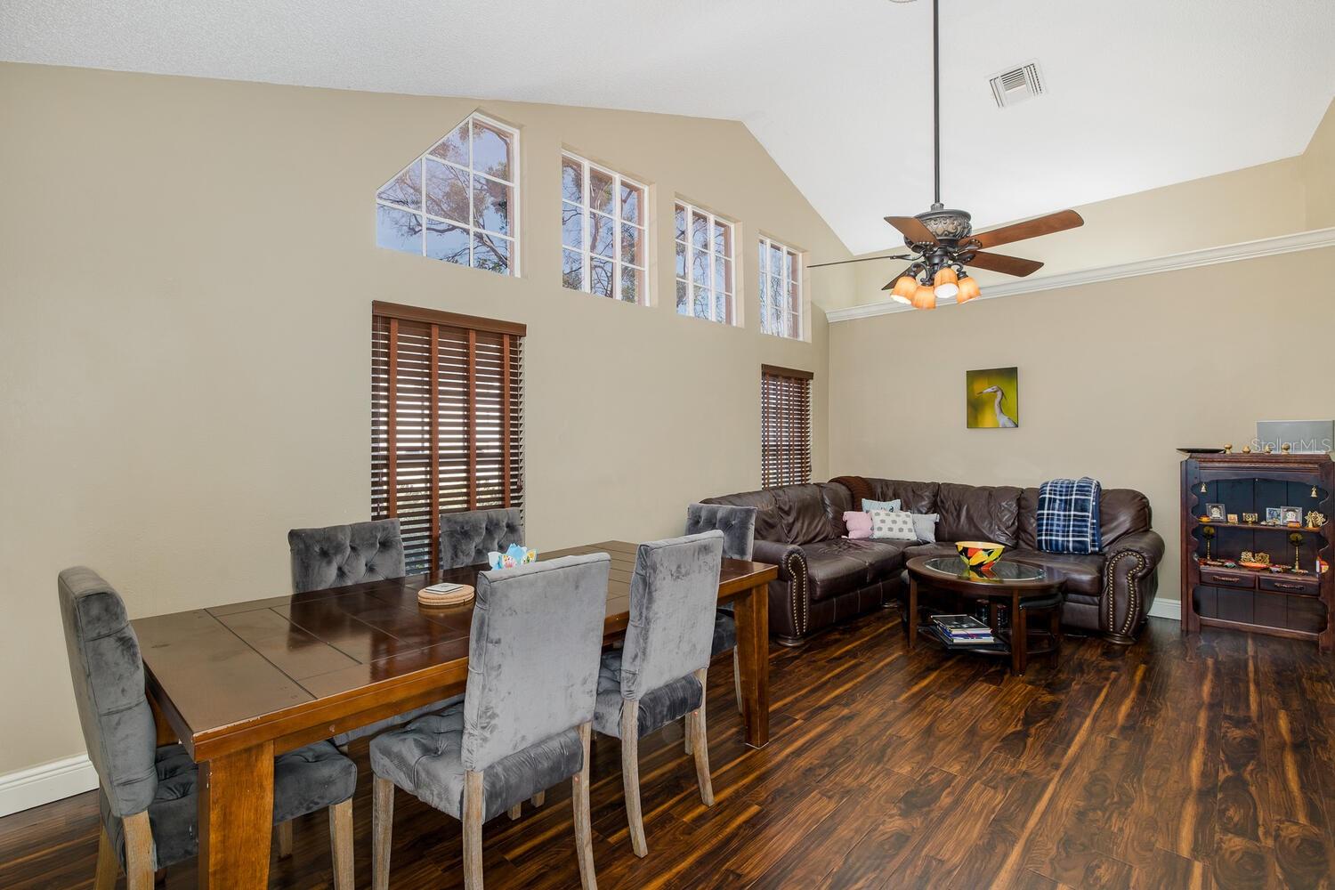 SEVEN HILLS - Residential