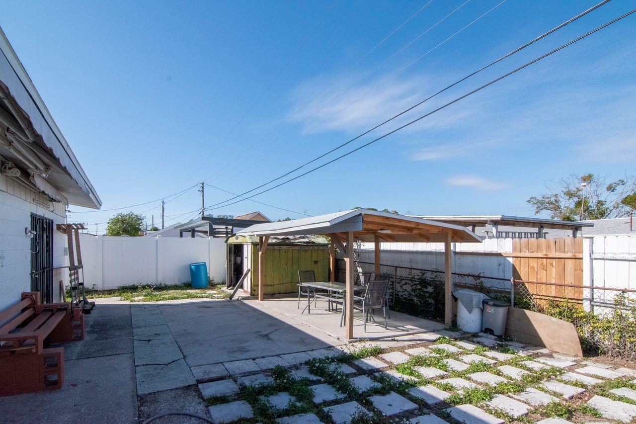 CRESTRIDGE SUB FIRST ADD - Residential