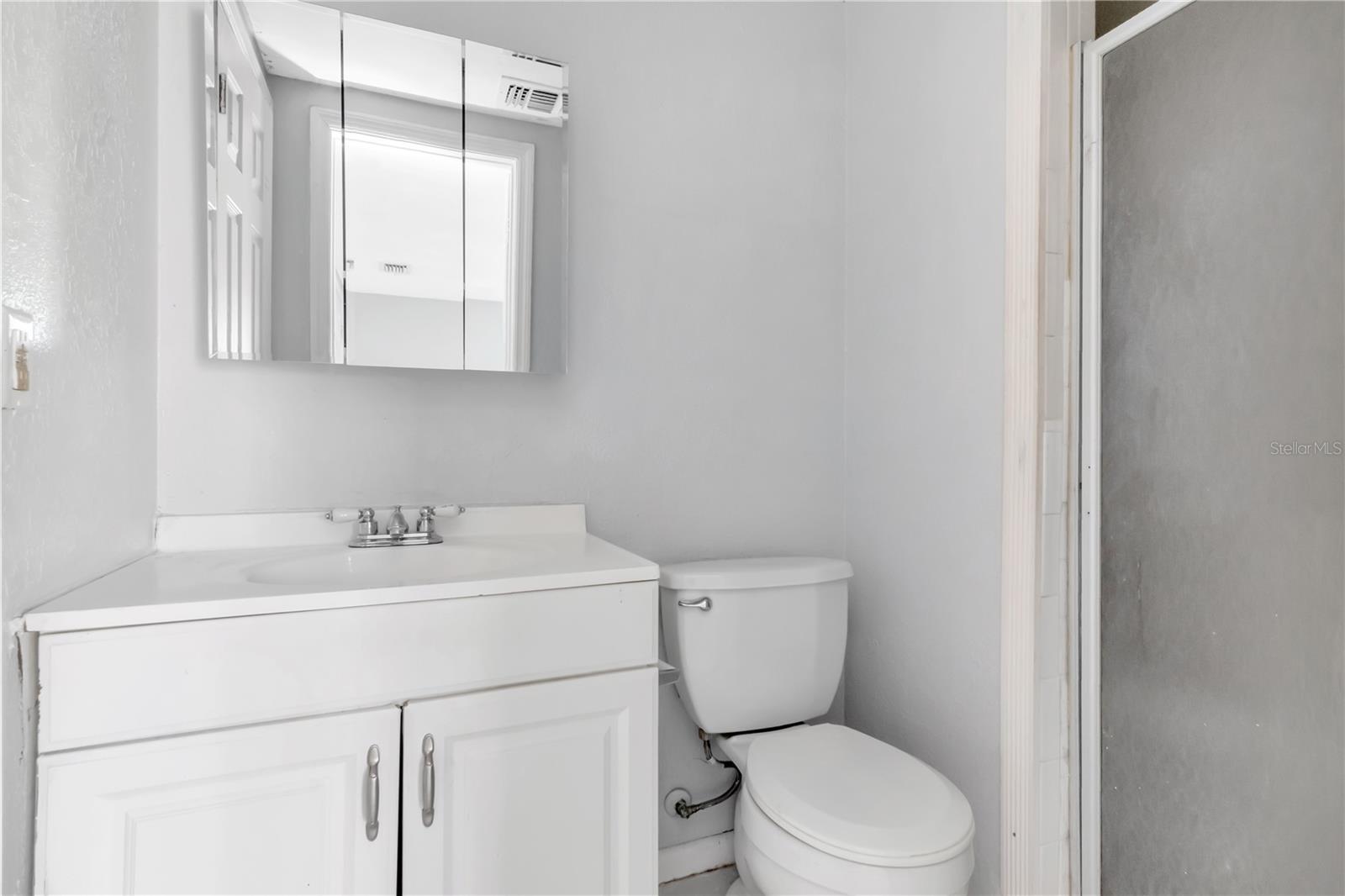 CRESTRIDGE SUB FIRST ADD - Residential