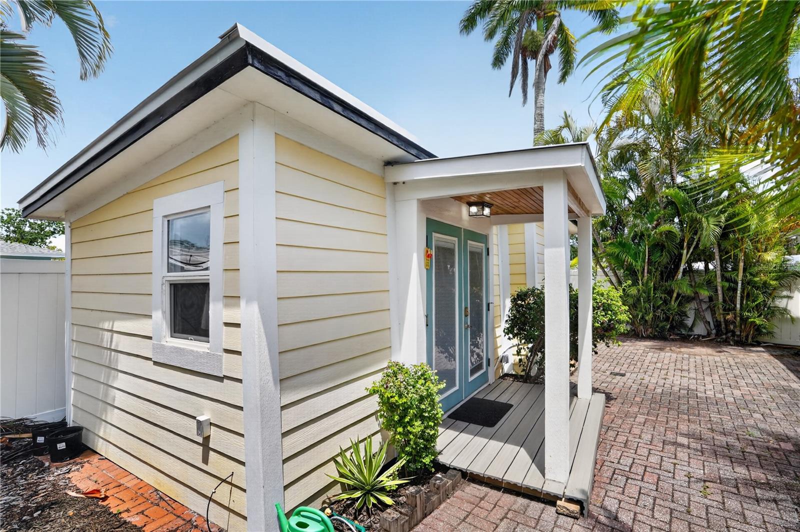 RIVER HAVEN - Residential