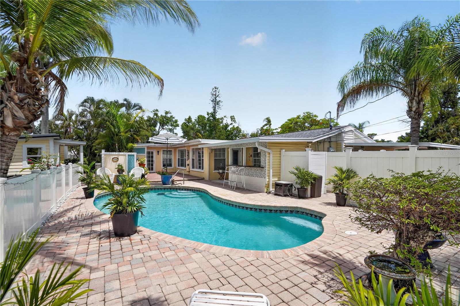 RIVER HAVEN - Residential