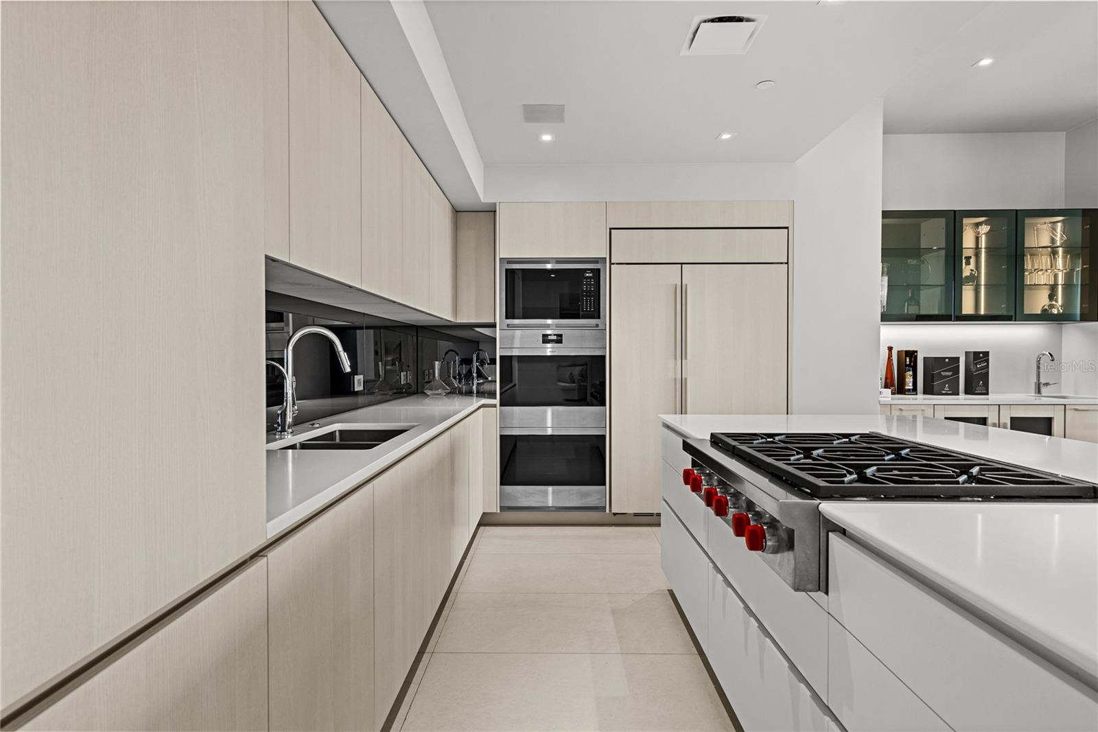 OCEAN DRIVE BEACHFRONT RESIDENCES CONDOMINIUM III - Residential