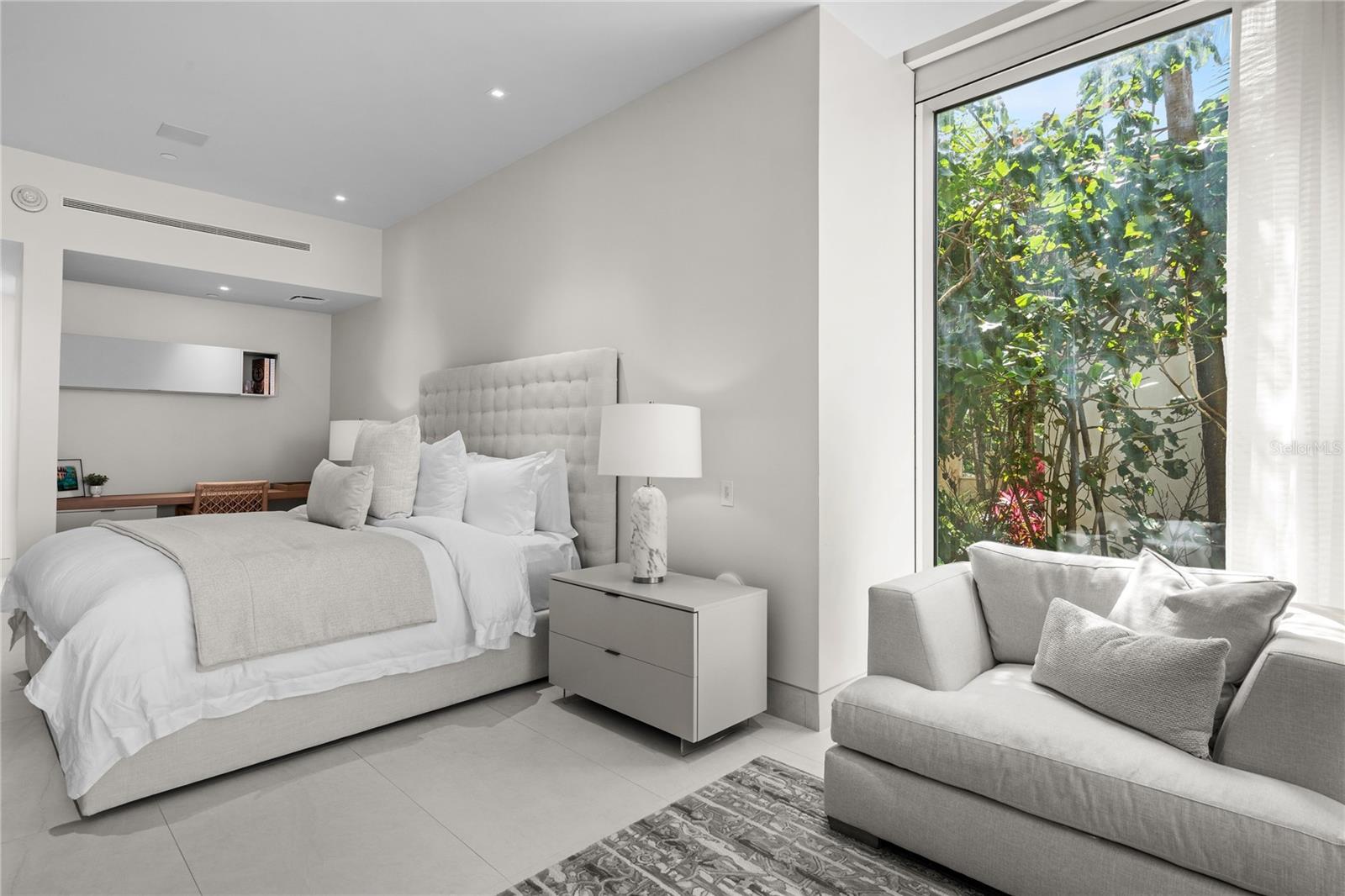 OCEAN DRIVE BEACHFRONT RESIDENCES CONDOMINIUM III - Residential