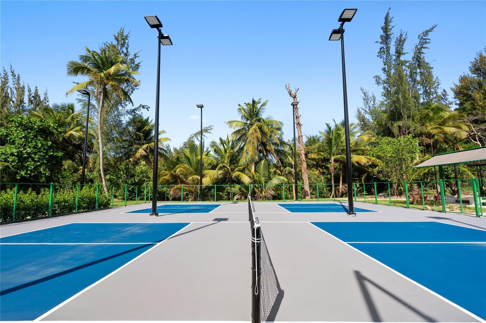 OCEAN DRIVE BEACHFRONT RESIDENCES CONDOMINIUM III - Residential