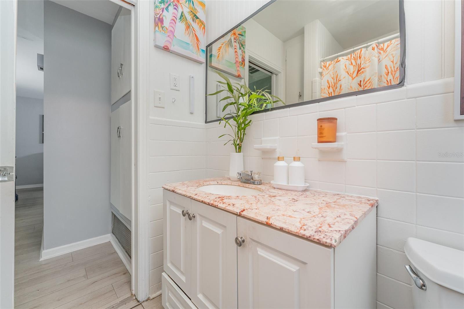 WARREN LAKESIDE PARK - Residential