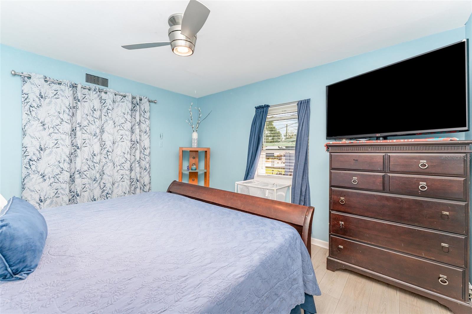 WARREN LAKESIDE PARK - Residential