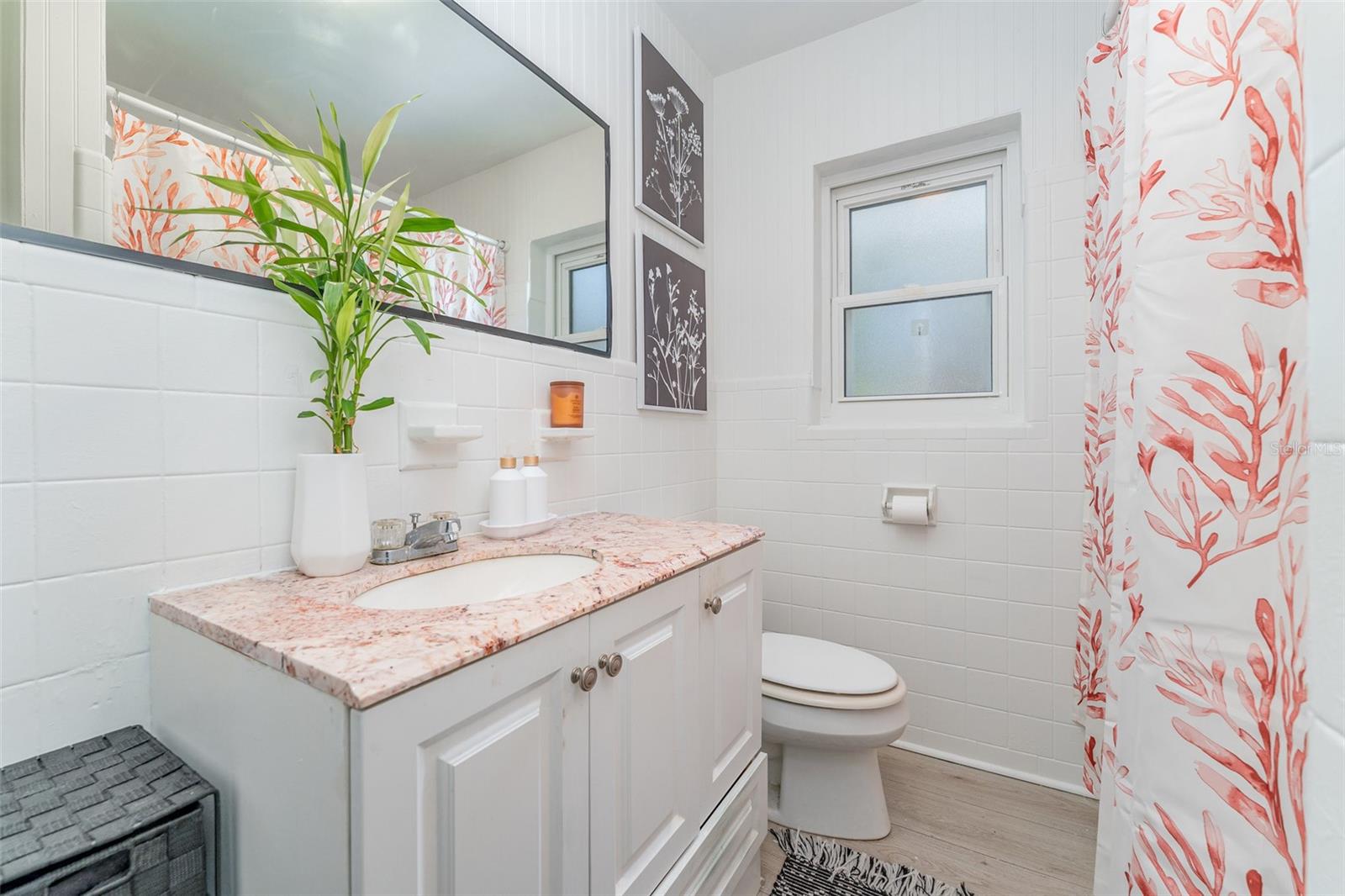 WARREN LAKESIDE PARK - Residential