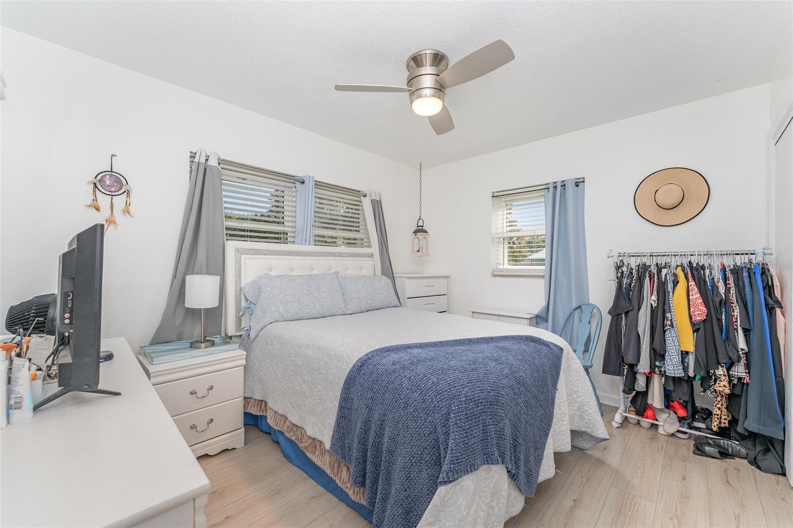 WARREN LAKESIDE PARK - Residential