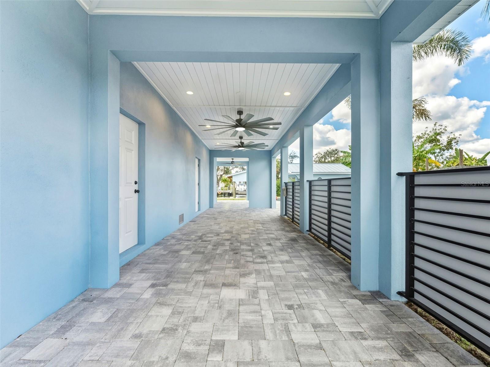 BAY CREST PARK UNIT 01 - Residential