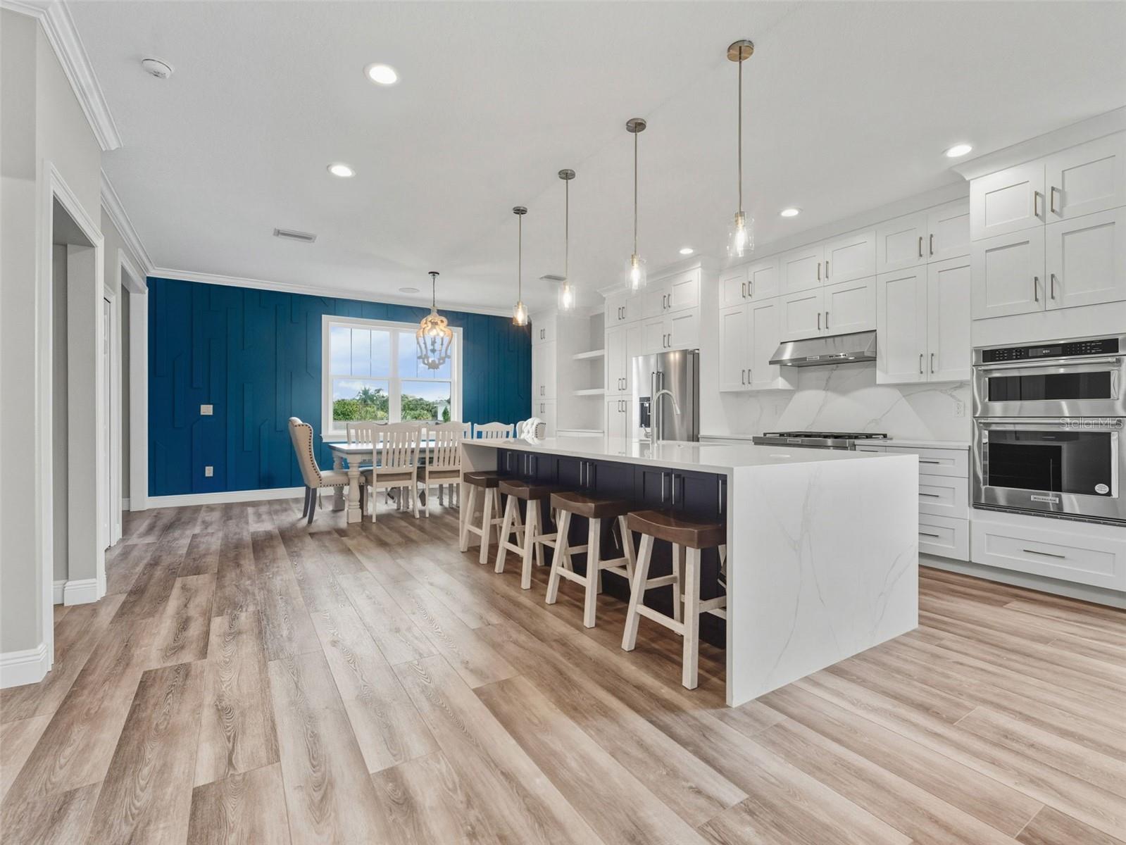 BAY CREST PARK UNIT 01 - Residential