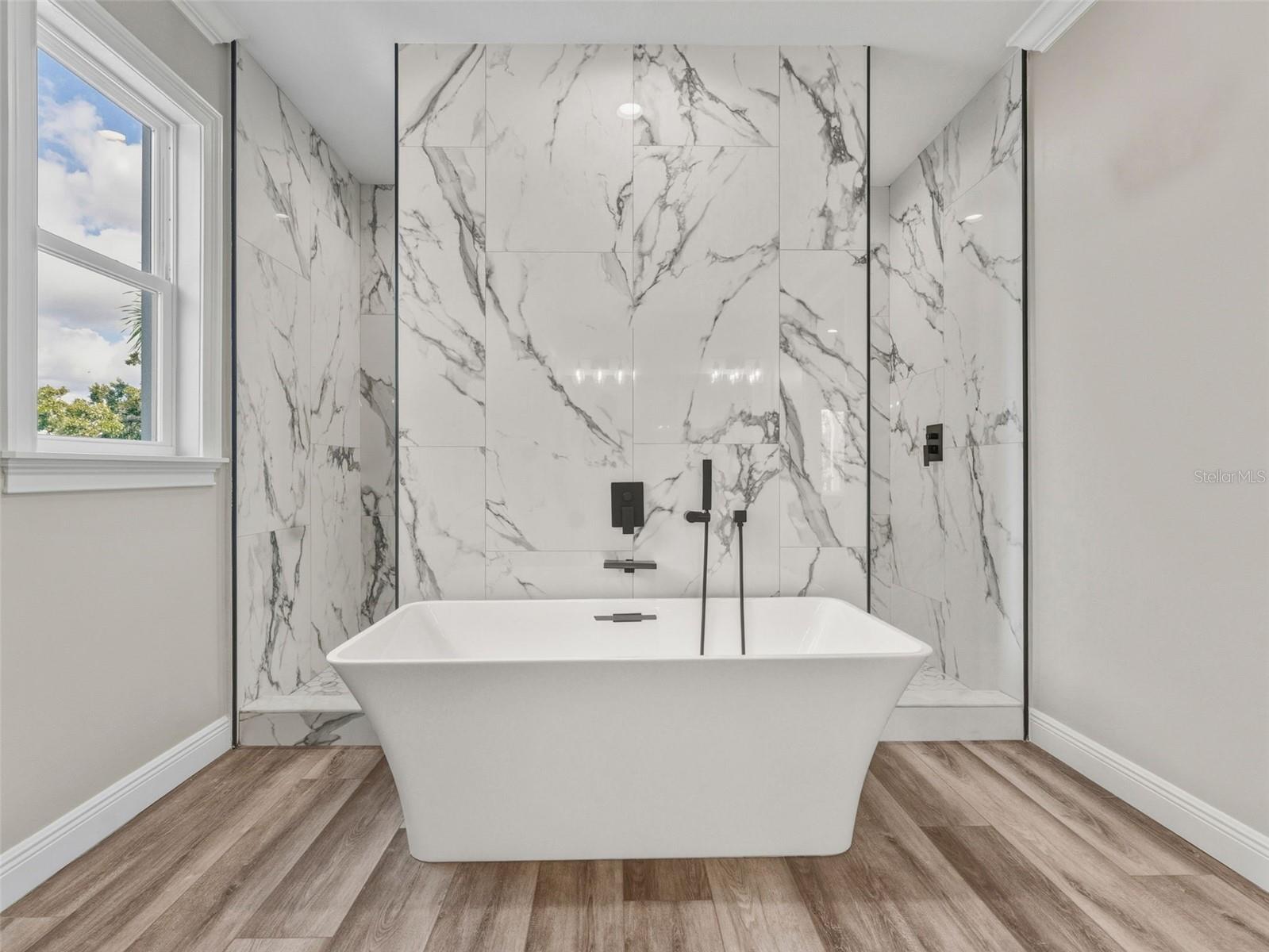 BAY CREST PARK UNIT 01 - Residential