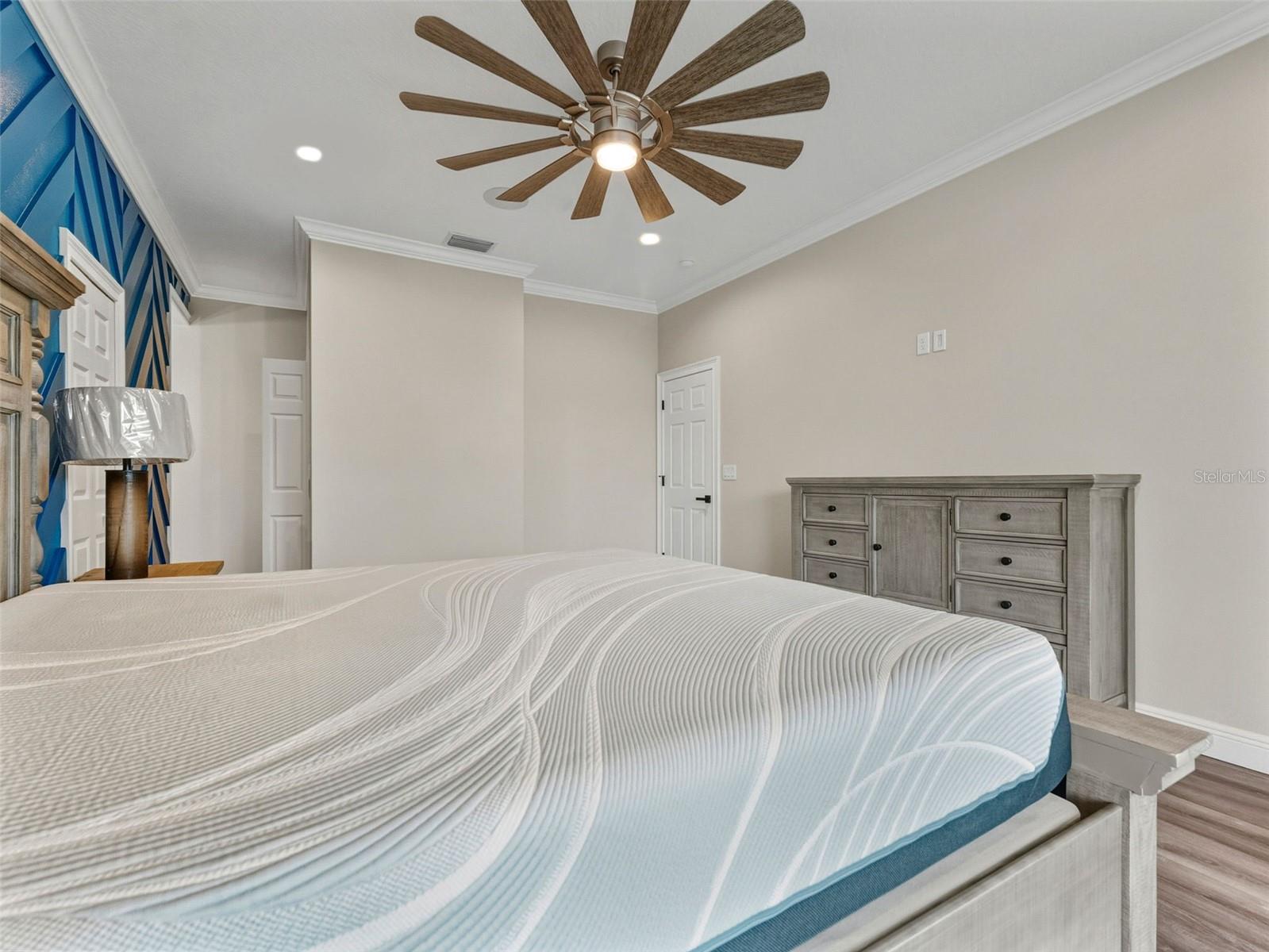 BAY CREST PARK UNIT 01 - Residential