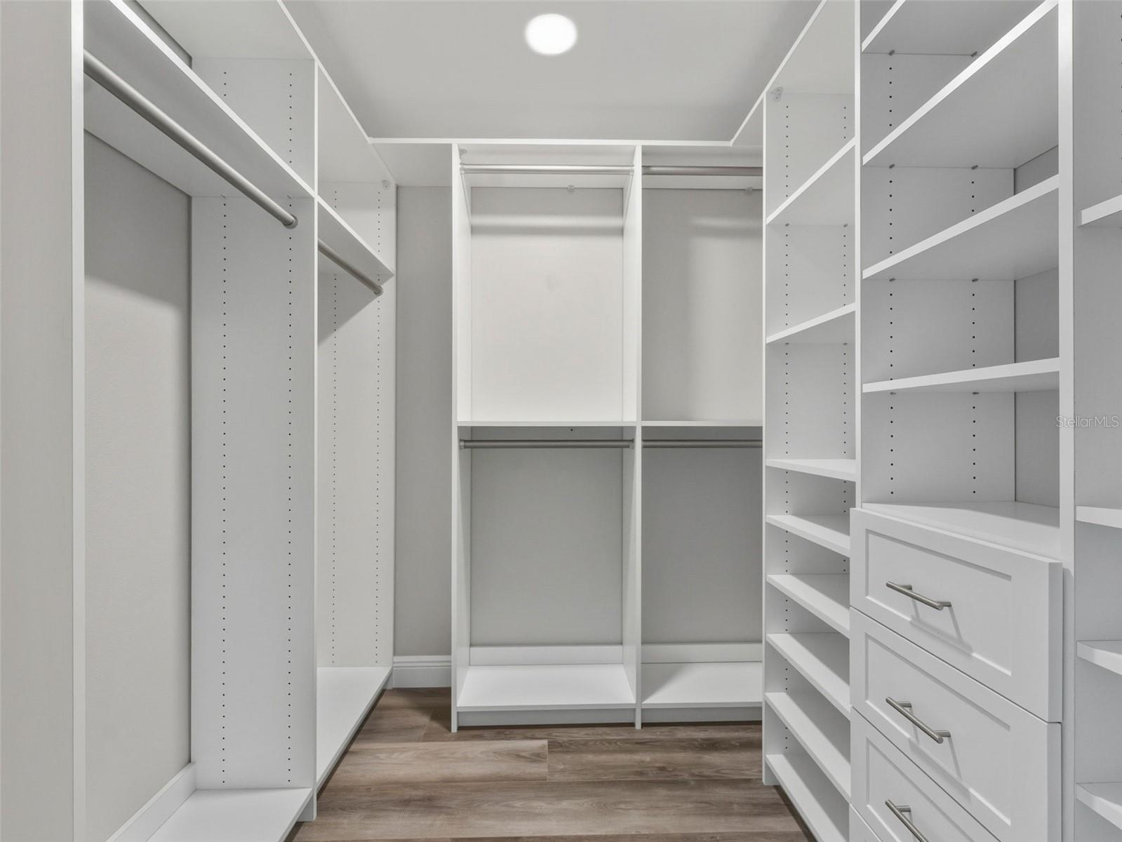 BAY CREST PARK UNIT 01 - Residential