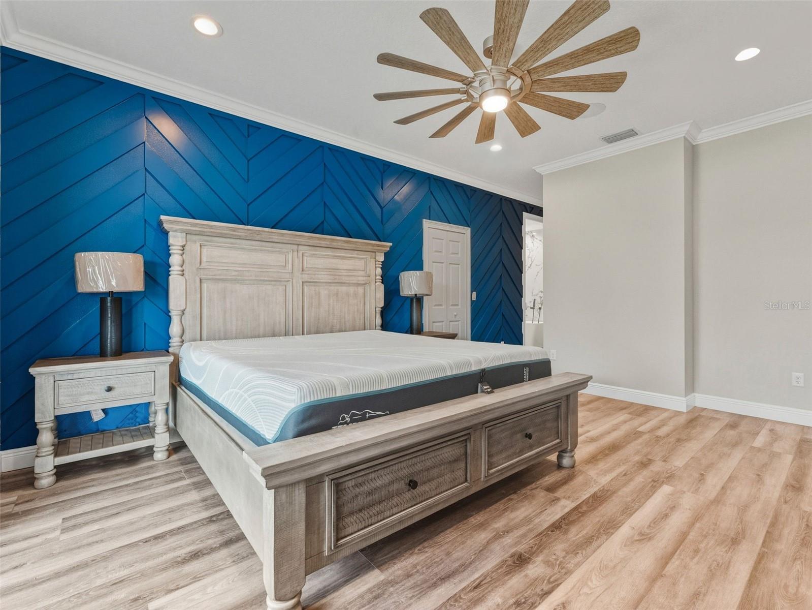 BAY CREST PARK UNIT 01 - Residential