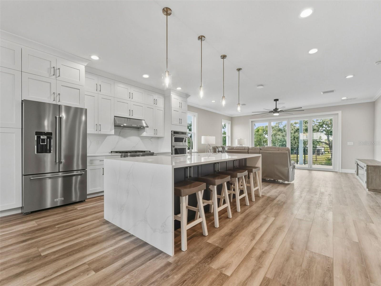 BAY CREST PARK UNIT 01 - Residential