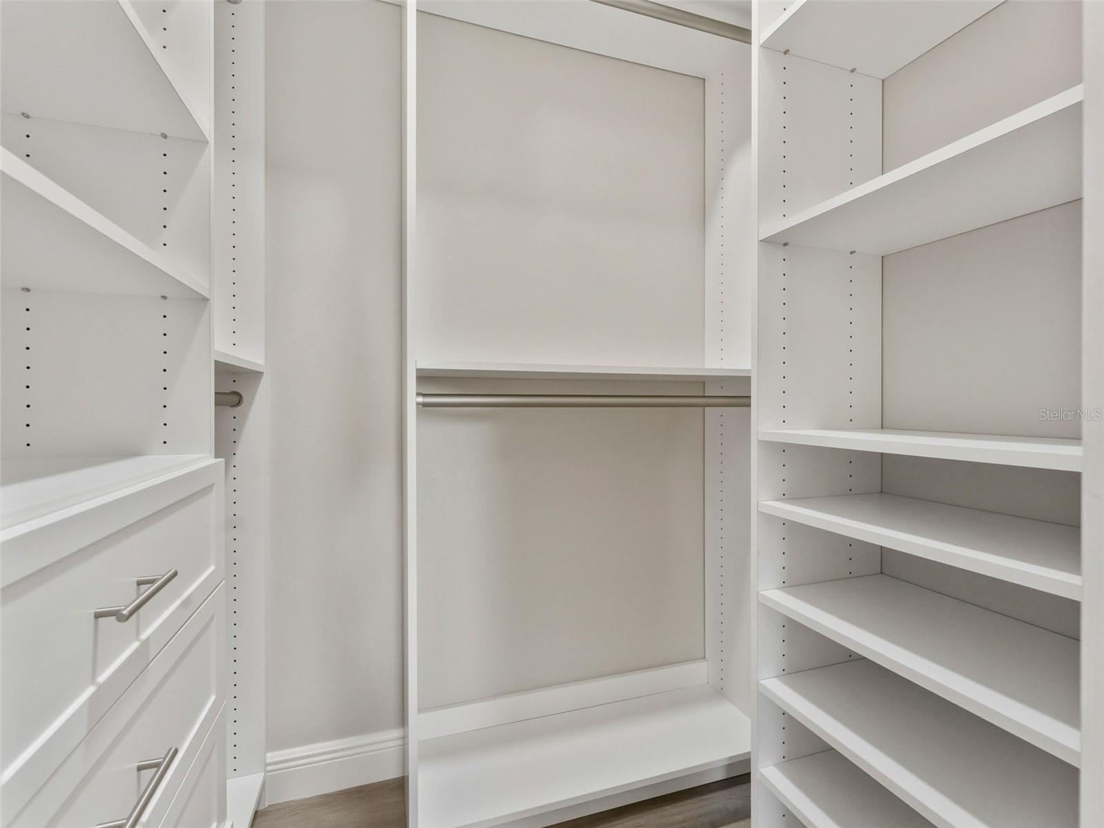 BAY CREST PARK UNIT 01 - Residential