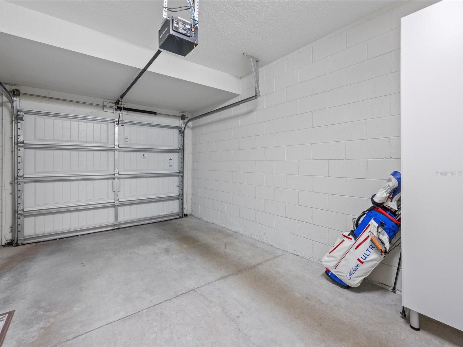 PROMENADES TWO AT BELLATRAE CONDO PH 3 BLDG 45 - Residential