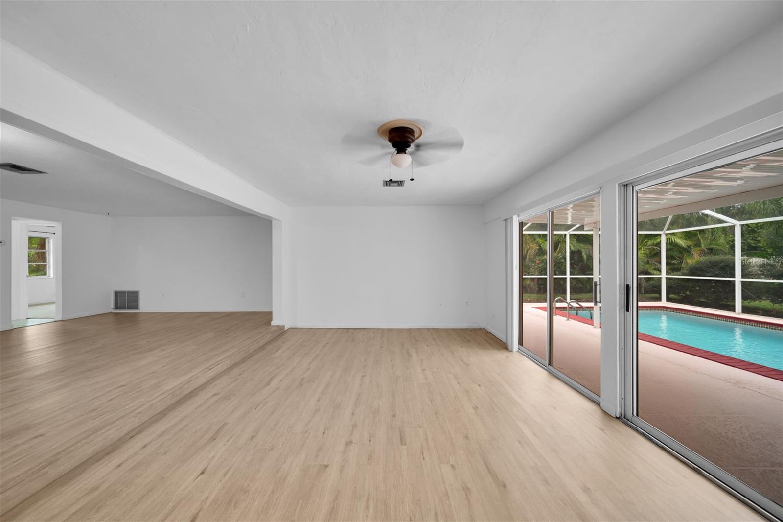 TANGLEWOOD 4TH ADD - Residential