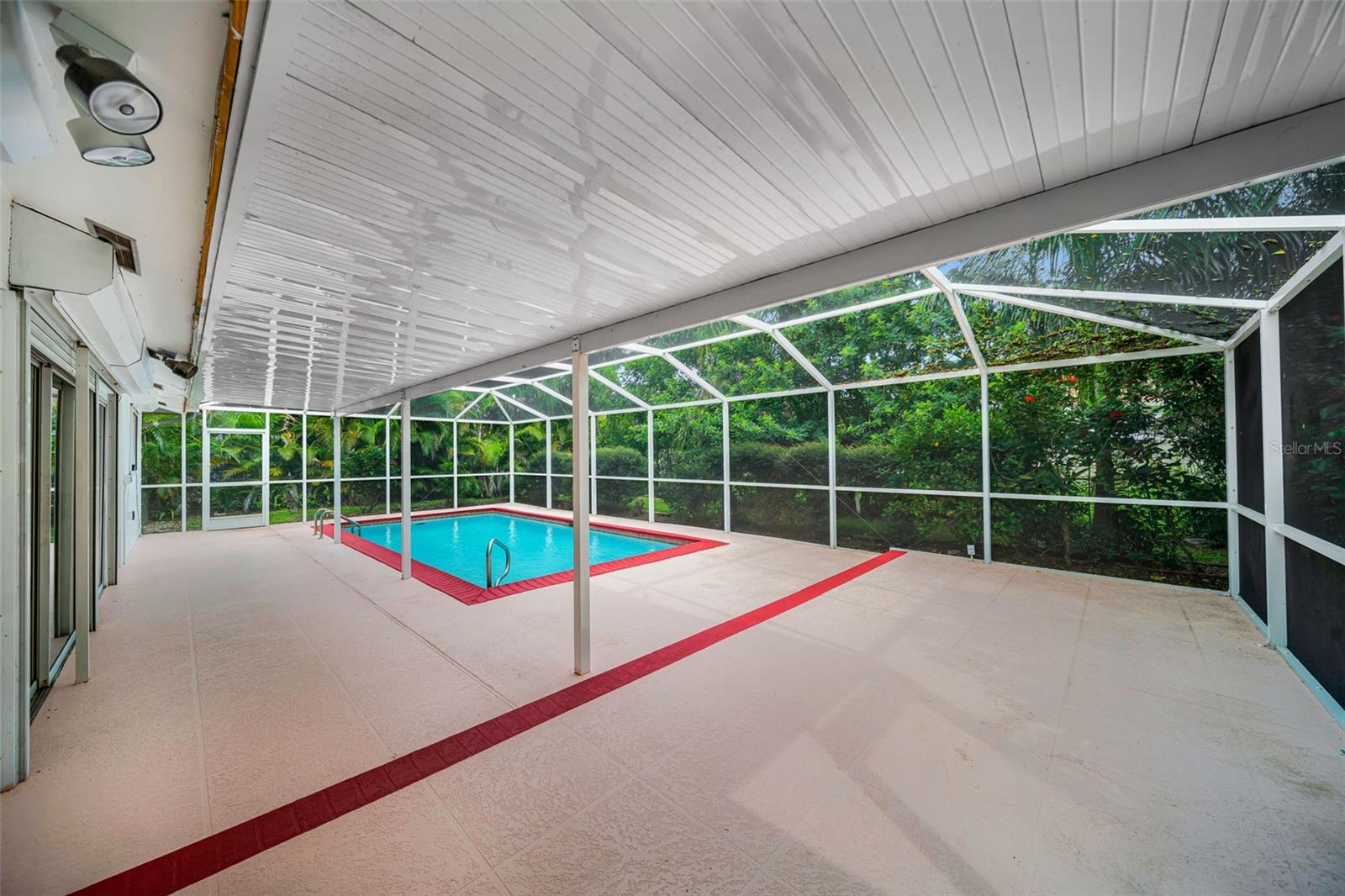 TANGLEWOOD 4TH ADD - Residential