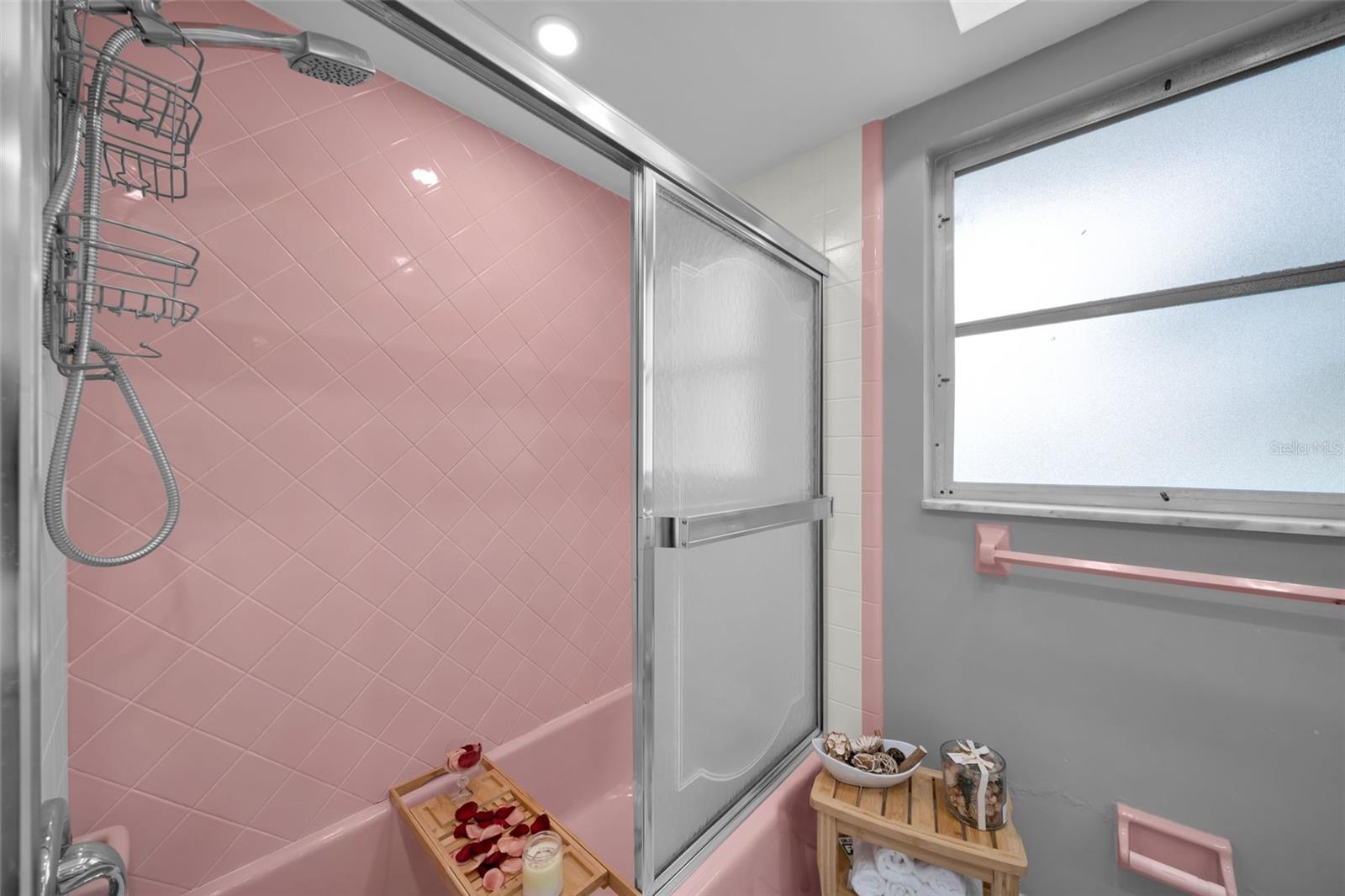 TANGLEWOOD 4TH ADD - Residential