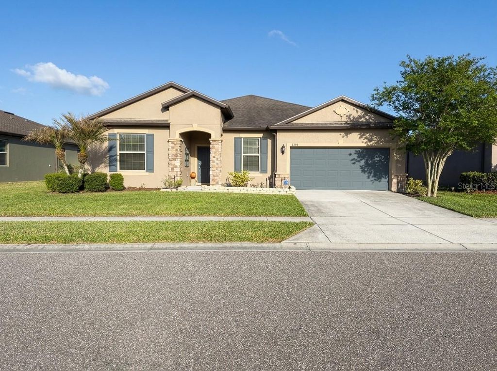 Photo of 3986 Baja Drive, Saint Cloud, FL 34772 (MLS # S5147286)