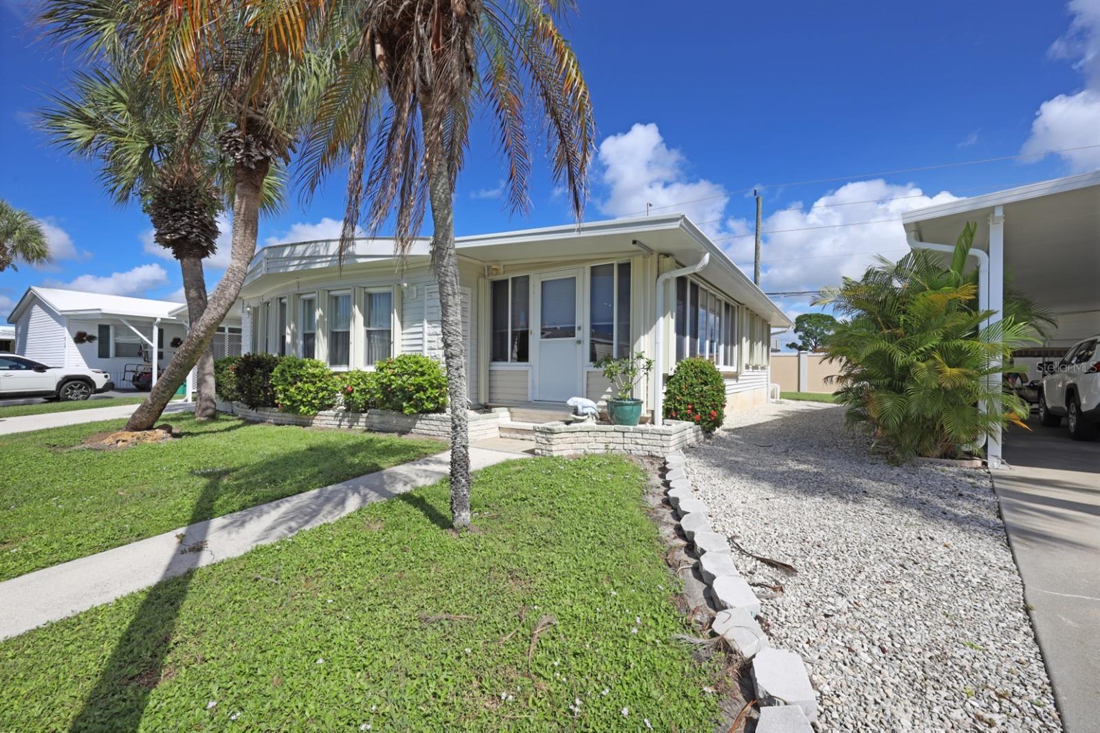 2100 KINGS HIGHWAY 213