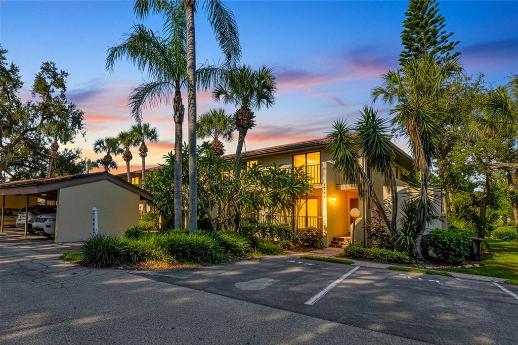 Photo of 6447 Egret Lane #413, Bradenton, FL 34210 (MLS # A4666004)