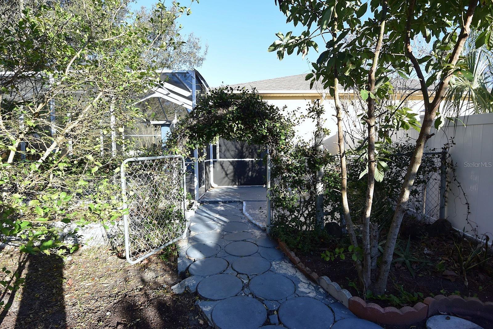 WEEKI WACHEE WOODLANDS - Residential